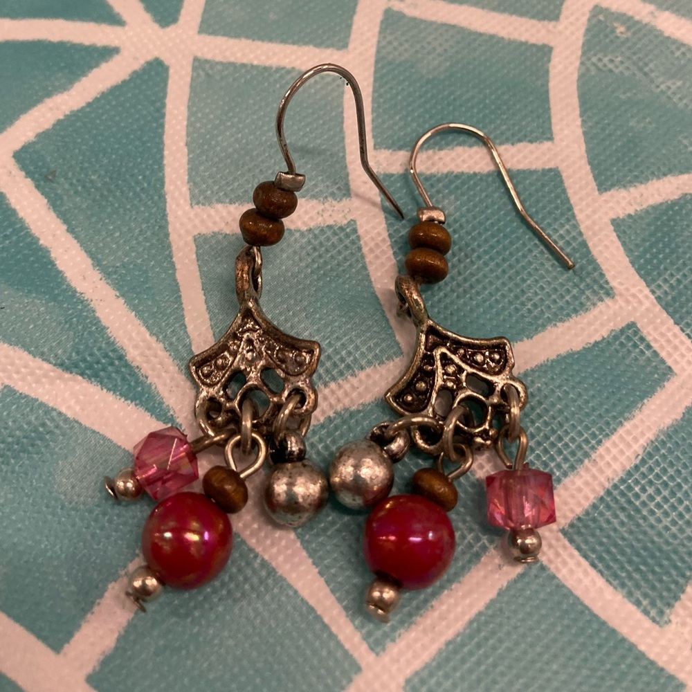 💛TODAY***$13***Truly Vintage designer drop earrings w/ multicolored beads